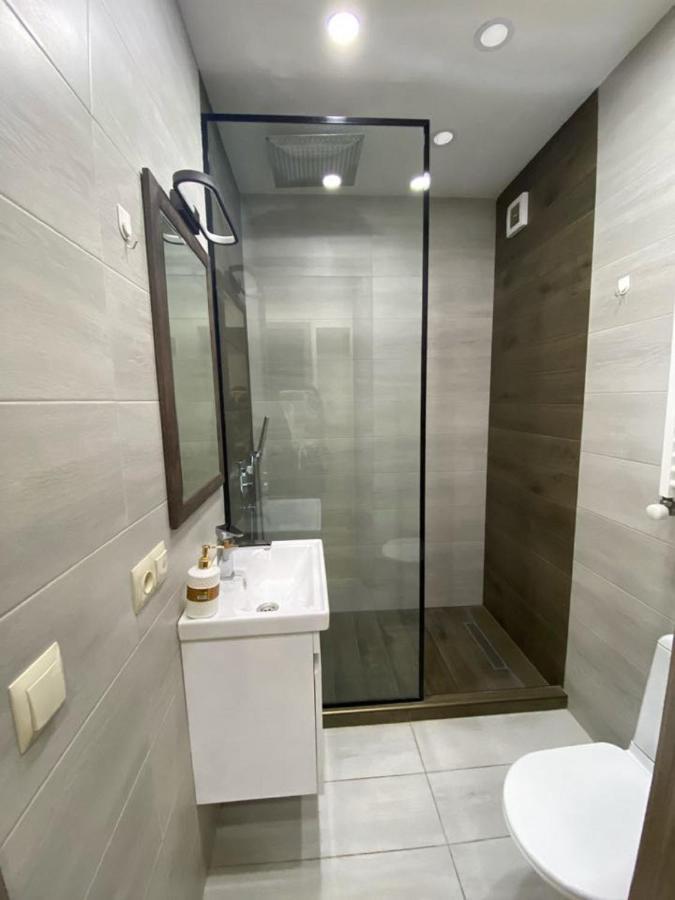 Superior Apartment On Kostava Tiflis Exterior foto
